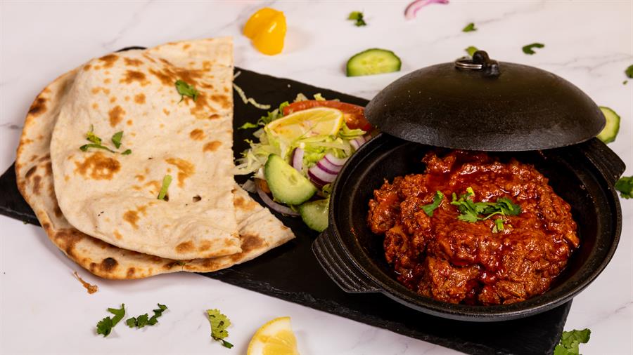 Curries and Mumbai Favourites